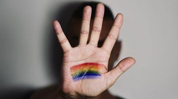 Dados alarmantes revelam a urgência na luta pelos direitos e segurança da população LGBT - Reprodução