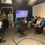 Foto de alunos durante visita ao Sistema Costa Norte de Comunicação