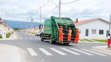 Coletores de lixo que atuam na empresa terceirizada Fortnort passaram por testes  lixo caraguatatuba - Divulgação/PMC