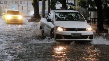 Chuva no Rio de Janeiro em um dia supera média do mês - © Fernando Frazão/Agência Brasil