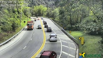 Rodovia dos Tamoios tem tráfego intenso no sentido Caraguatatuba - Concessionária Tamoios