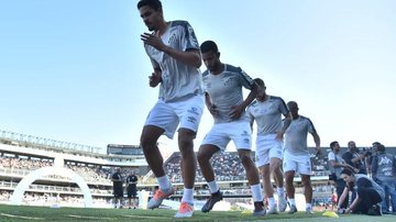 Santos reinaugura ginásio na Vila Belmiro com homenagem a Falcão - Ivan Storti / Santos FC