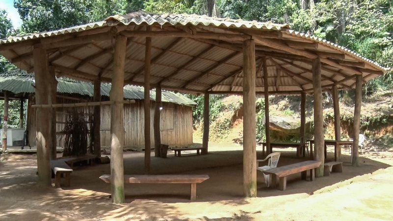 Sabesp e Costa Norte entregam casa de reza em aldeia indígena - TV Cultura Litoral