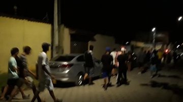 Festa "Baile Funk" ocorria em Caraguatatuba, SP - Divulgação/Reprodução Internet
