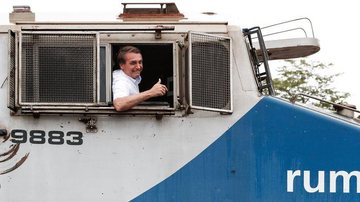 Bolsonaro participa de inauguração de trecho da Ferrovia Norte-Sul - © Alan Santos/PR