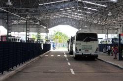 Celular foi roubado dentro do Terminal Tático, na Vila Mirim - Divulgação