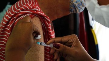 Prefeitura de SP vai procurar quem não tomou segunda dose de vacina - © Tânia Rêgo/Agência Brasil