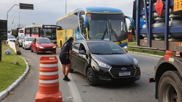 Guarujá instala barreira sanitária e 1.706 veículos foram impedidos de entrar na cidade - Hygor Abreu/Imprensa Guarujá