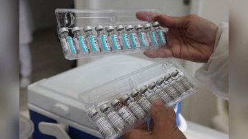 Foram distribuídas 241.179 doses das vacinas CoronaVac, AstraZeneca/Oxford, Pfizer/BioNTech e Janssen - Reprodução/ Prefeitura de Santos