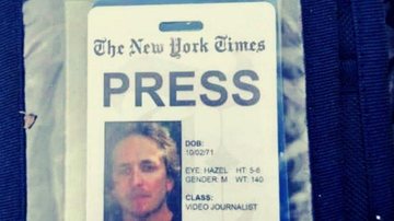 Corpo de Brent Renaud foi encontrado com uma credencial antiga do jornal The New York Times Brent Renaud, jornalista e cineasta norte-americano, é morto na Ucrânia - Imagem: reprodução/Twitter