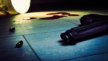 Litoral Norte teve 89 homicídios entre janeiro de 2021 e maio de 2022 Veja qual cidade tem maior taxa de homicídio no Litoral Norte em 2022 arma e sangue no chao - Foto: Divulgação/iStockphoto/Getty Images