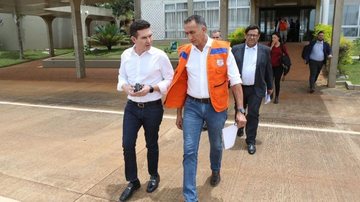 Imagem Ministros visitam Araraquara para verificar danos causados pela chuva