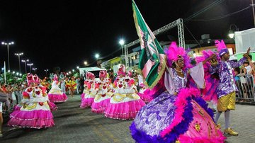 Desfile das escolas de samba de São Sebastião - Foto: Luciano Vieira