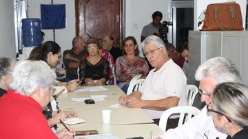 Secretário Jurandyr Teixeira das Neves em reunião do Conselho Municipal de Saúde - Estela Craveiro/JCN